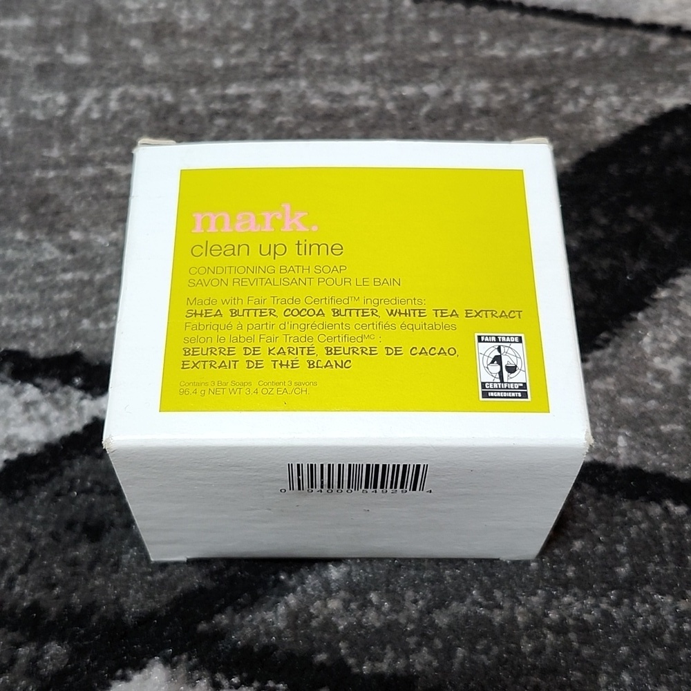 AVON MARK CLEAN UP TIME CONDITIONING BATH SOAP
